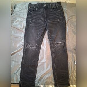 Distressed Black Jeans)